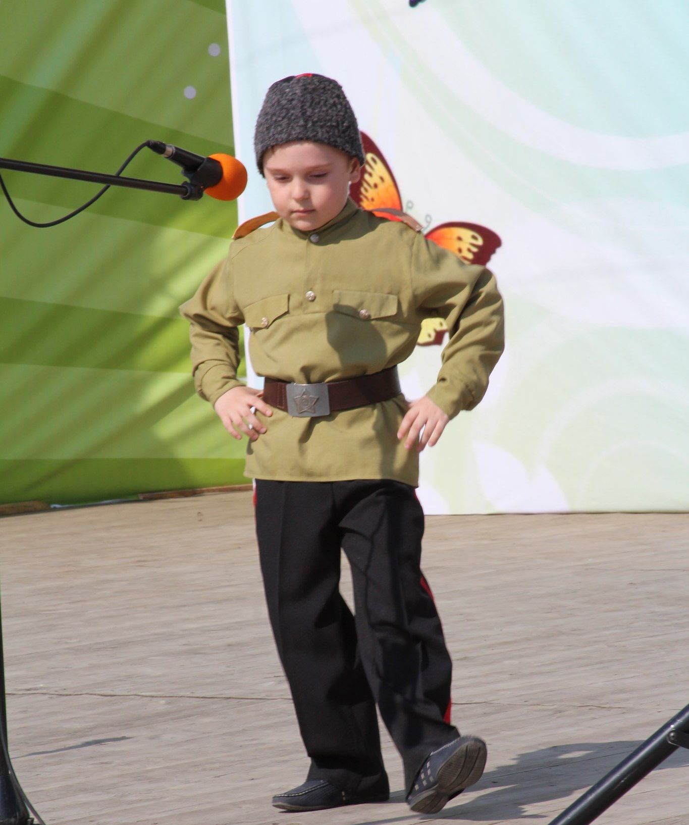 Леонард Ерзылёв.jpg Леонард Ерзылёв.jpg